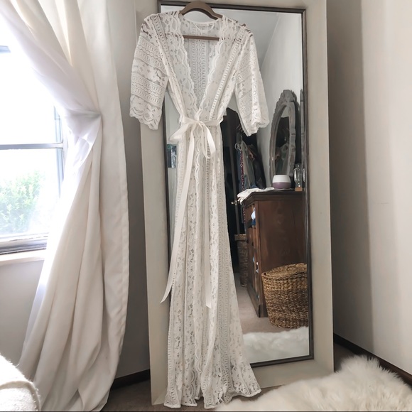 LE ROSE/Lace Duster Robe: Bridal - Full Length! - Picture 2 of 11